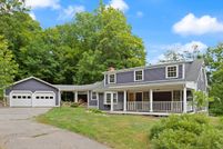 Ranch Property for sale in Middlesex County, Massachusetts