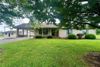 Ranch Property for sale in Scott County, Indiana