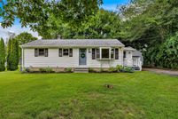 Ranch Property for sale in New London County, Connecticut