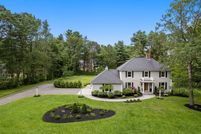 Ranch Property for sale in Middlesex County, Massachusetts