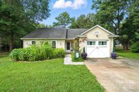 Ranch Property for sale in Mecklenburg County, North Carolina