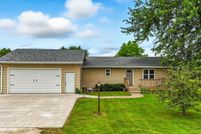 Farm Property for sale in Washington County, Iowa