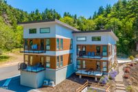 Farm Property for sale in Curry County, Oregon