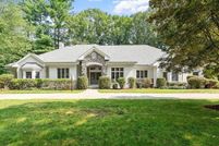 Ranch Property for sale in Middlesex County, Massachusetts