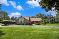 Ranch Property for sale in Oakland County, Michigan