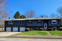 Ranch Property for sale in Worcester County, Massachusetts