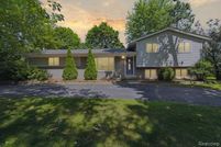 Ranch Property for sale in Oakland County, Michigan