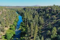 Lakefront Property for sale in Deschutes County, Oregon