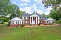 Property for sale in Henderson County, Tennessee