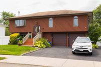 Property for sale in Suffolk County, New York