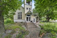 Property for sale in Washington County, Iowa