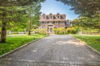 Property for sale in Suffolk County, New York