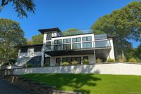 Property for sale in Suffolk County, New York