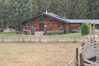 Lakefront Property for sale in Stevens County, Washington