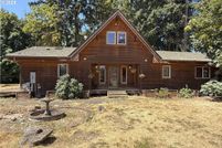 Lakefront Property for sale in Yamhill County, Oregon