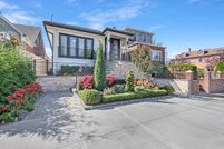 Property for sale in Queens County, New York