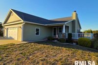 Lakefront Property for sale in Jefferson County, Illinois