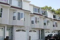 Property for sale in Richmond County, New York