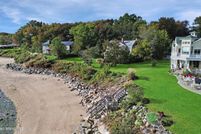 Property for sale in Richmond County, New York