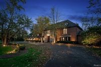 Property for sale in Oakland County, Michigan