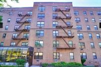 Property for sale in Richmond County, New York