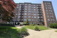 Property for sale in Richmond County, New York