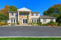 Property for sale in Suffolk County, New York