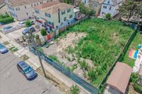 Property for sale in Queens County, New York