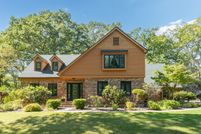 Property for sale in New Haven County, Connecticut