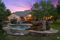 Lakefront Property for sale in McLennan County, Texas