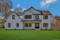 Property for sale in Suffolk County, New York