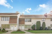 Property for sale in Suffolk County, New York