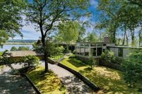 Lakefront Property for sale in Middlesex County, Connecticut