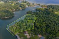 Lakefront Property for sale in Middlesex County, Virginia