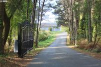 Lakefront Property for sale in Pacific County, Washington