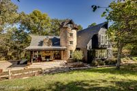 Property for sale in Oldham County, Kentucky