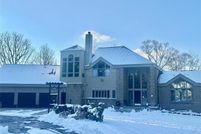 Property for sale in Oakland County, Michigan