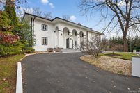 Property for sale in Suffolk County, New York