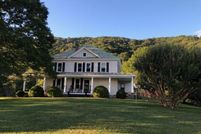 Lakefront Property for sale in Grayson County, Virginia