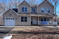 Property for sale in Suffolk County, New York