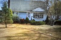 Property for sale in Richmond County, New York