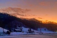 Waterfront Property for sale in Breathitt County, Kentucky