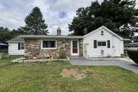 Ranch Property for sale in Rockingham County, New Hampshire