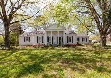 Gabrielle Hanson Has 10 Listings Listings For Sale In Tennessee