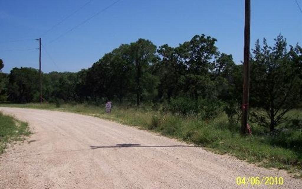 1.6 acres, Pipe Creek, TX, Property ID 1884526 Land and Farm