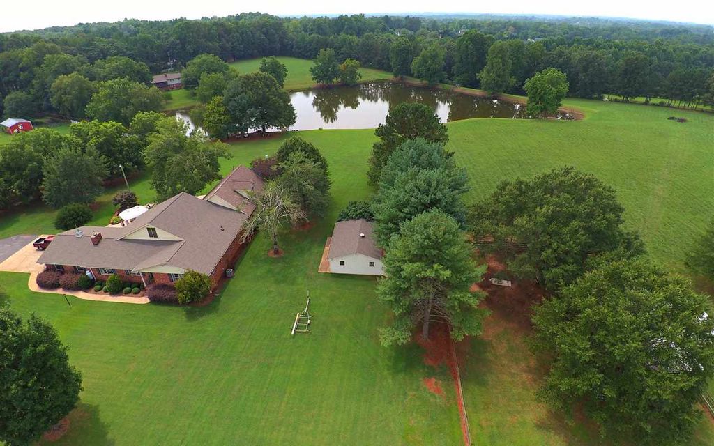 9.59 acres, Boiling Springs, SC, Property ID 3726925 Land and Farm