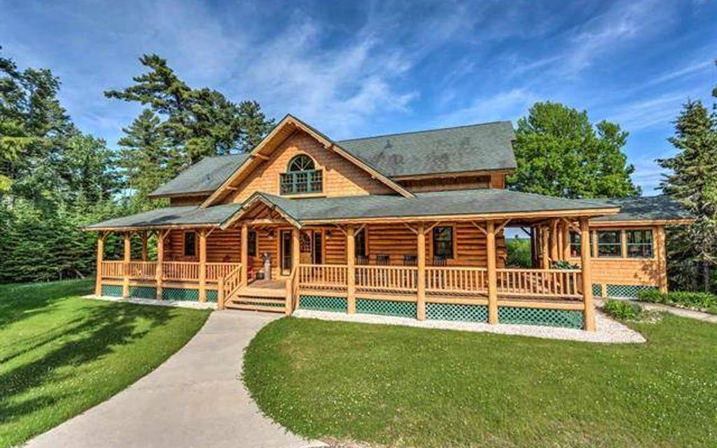 16.33 acres, Naubinway, MI, Property ID 3305285 Land and Farm