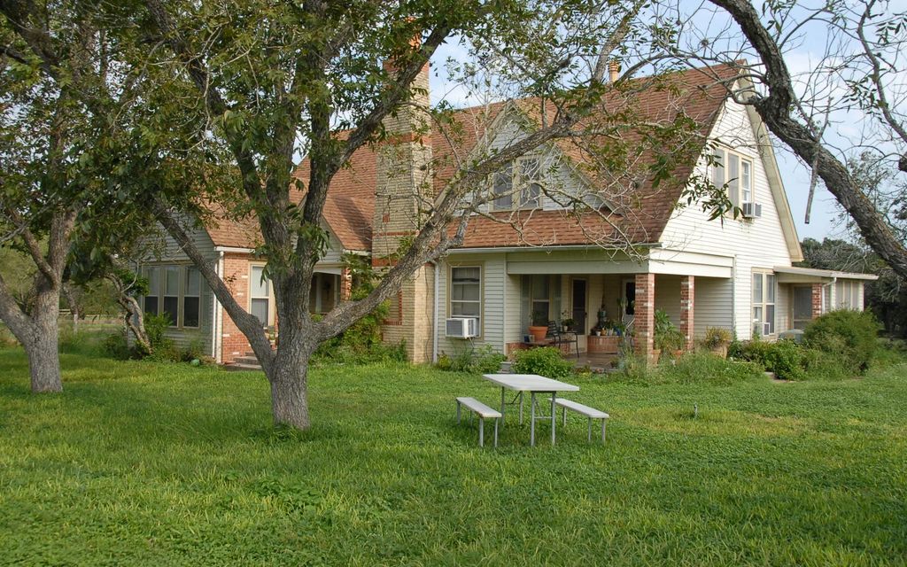 48.25 acres, Beeville, TX, Property ID 3101731 Land and Farm