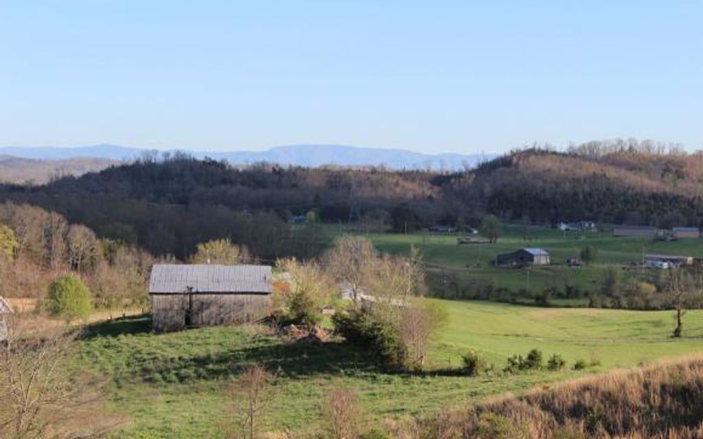 83 acres, Greeneville, TN, Property ID 3764670 Land and Farm