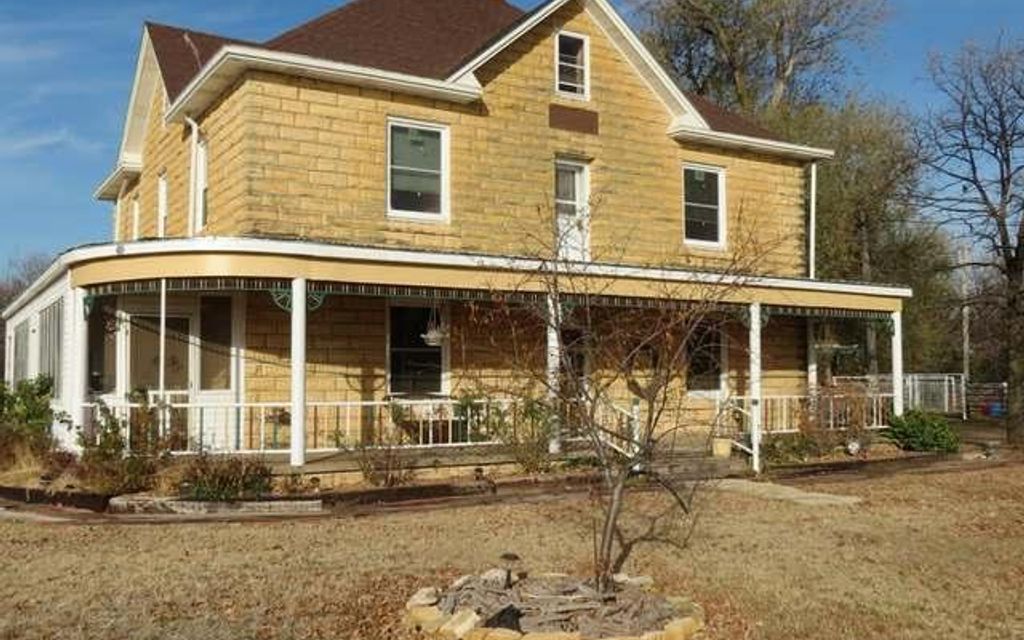 9.7 acres, Russell, KS, Property ID 603010 Land and Farm